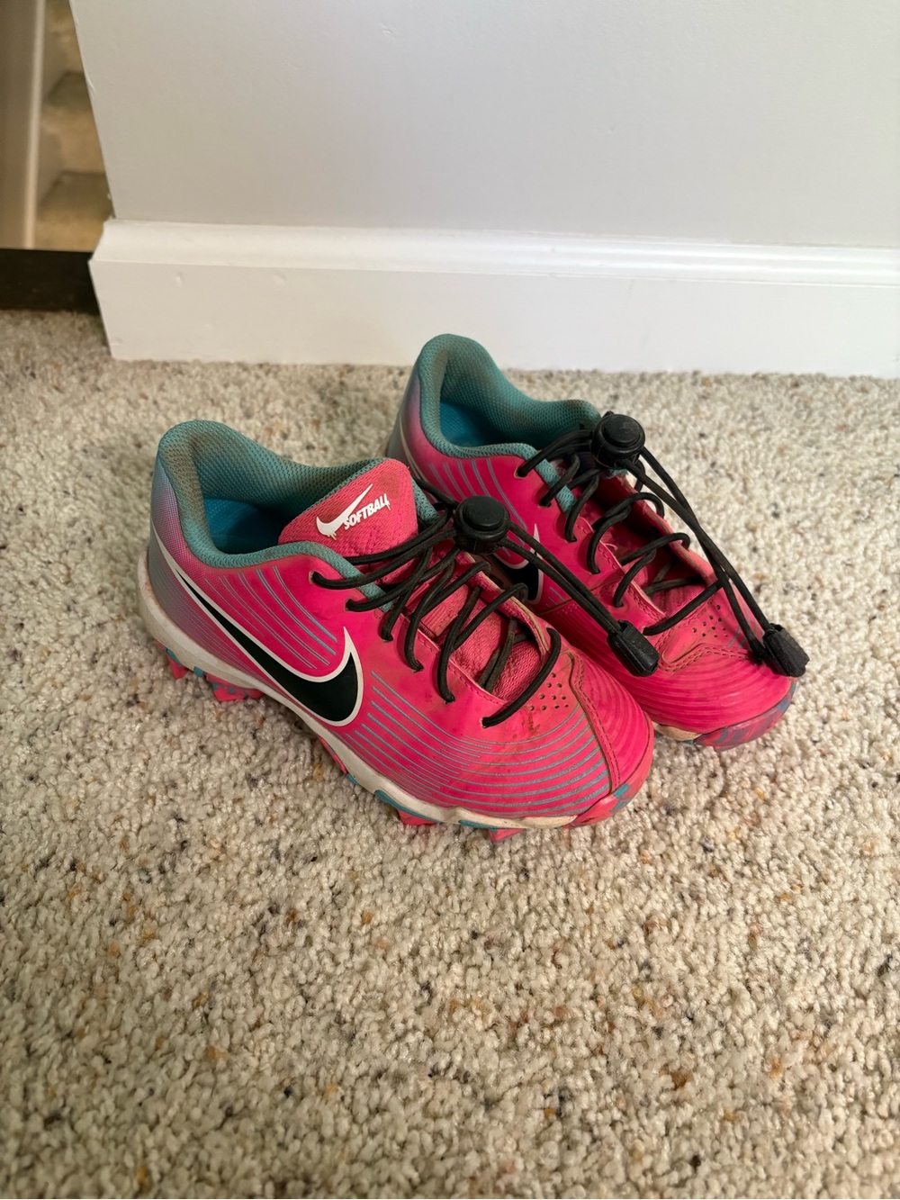 Nike Kids Hot Pink and Teal Softball Cleats